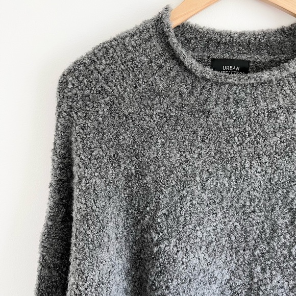 Urban Outfitters Fuzzy Cropped Grey Nubby Sweater - Picture 2 of 8